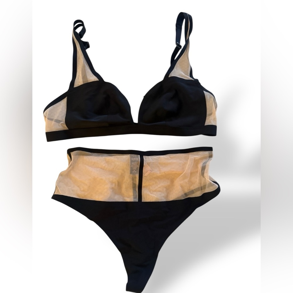 NWT Victoria’s Secret BLACK  Mesh Very Sexy Bralette‎ G String High waisted Set